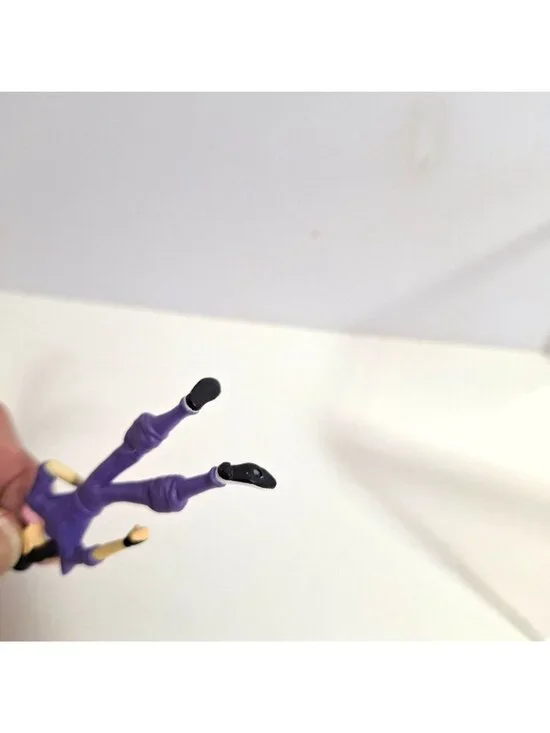 Balthazat Bratt Blowing Bubble Gum Figure 3" Thinkway Articulated Arms - Picture 12 of 14